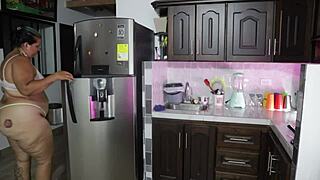 hijastro spies on madrastra and things go wrong