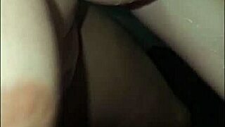 mature invites me to the bathroom, look what happens 😏