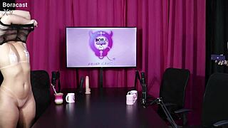 loira safada and ruiva gostosa get naked for tantric massage