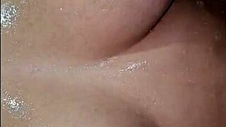 mature invites me to the bathroom, look what happens 😏