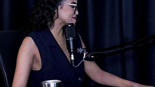 Did Kali Kalifa sit on the submissive's face to show domination and get her ass licked?