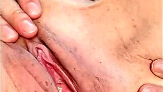 hot mature pussy close up masturbation