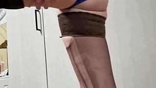 Teen elza kom dominates with choking and deepthroat, or does she submit to small cock?