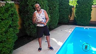 Does curvy brazilian juju meirelles ride huge cock in this video?