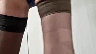 Teen elza kom dominates with choking and deepthroat, or does she submit to small cock?