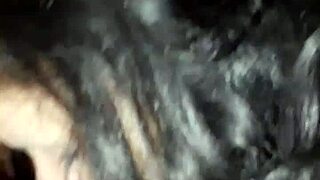 Getting head from a skilled sucker