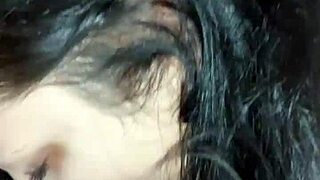 Getting head from a skilled sucker