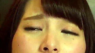 Vertical Video 004: I'll Make You Feel Good With My Mouth!