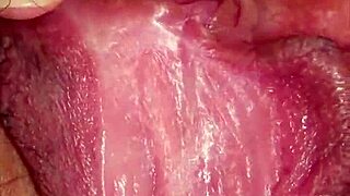 Vertical Video 004: I'll Make You Feel Good With My Mouth!