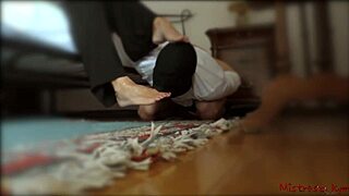 Wow, the mistress commands her sub to femdom worship her body!