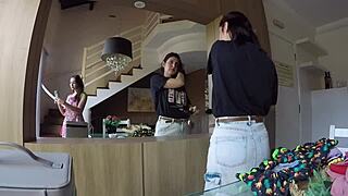 As Jeguinhas Achariam a Cobra na Festa Julina e Cairam de Boca Nela