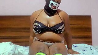 Flexible Legs Wanting For A Big Dick