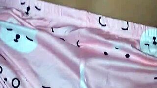 Hermanastra Sad After Breakup Gets Fucked In Pajamas!