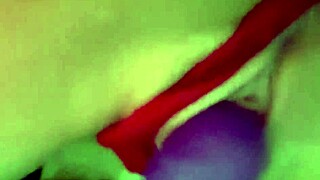 masturbando rico como rica diablita