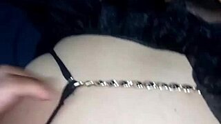 Peruvian amateur gets fucked in vagina and ass during period