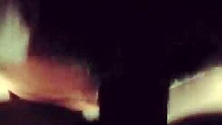 Linda Nalgona Flexes Her Big Ass Muscles!