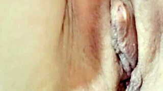 Chrissybee fingers her wet pussy 😏