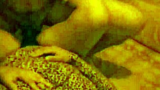 cogiendo rico con amigo vergon soy tu zorra papi ven cogeme rico 😈