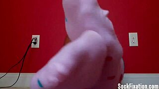 are my high heels and nylons turning you on 😏