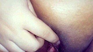 Big Wet Pussy Teasing Homemade Fun