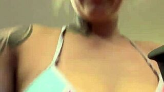 Fui Treinar Na Academia De Frente Da Praia De Ipanema No Rj Não Sabia Que Não Podia Treina De Biquíni Fil Dental Quase Fui Expulsa Fiquei Com Muito Tesão Com Todos Me Olhando