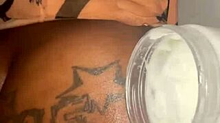 massage turns into close contact