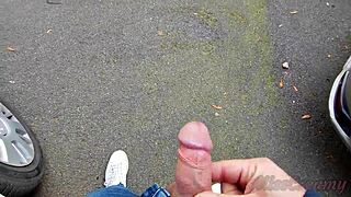 I Flashed My Dick Between Cars And She Helped Me Cum