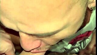 Pegao no banheiro da academia - free