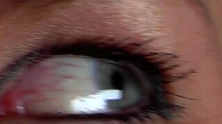 Raquel Diamond is 18 and eager to connect 😏