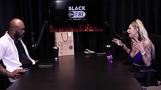 Na Cadeia Mulher De Bandido Na Sela Especial Gasta Dinheiro Todo Mundo No Pornô Tem Depressão Julia Fontanelli Sheer Red