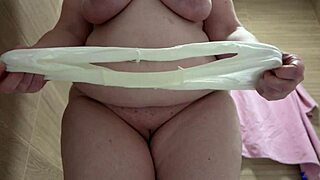 Who Would Dare Piss On That Mature Bbw's Pussy?