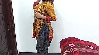 Xxx sexy strip pakistani gf experience 😏
