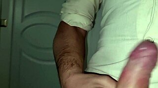 she loves cumming in shirt with hard cock 😍