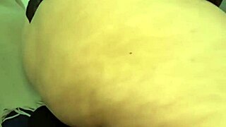 Milf culona latina shaking her big ass for homemade fun