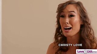 My asian stepmom and stepaunt facesitted and squirted on me