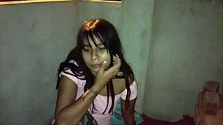 le doy hospedaje a habitante de calle y esta me lo agradece d�ndome una mamada y follando conmigo