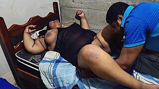 Meia Irm� Vai Na Festa Descansa E Acaba Sendo Fudida Pelo Seu Meio Irm�o E Leva Muita Gozada Na Boca