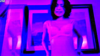 Latina hazel heart in casual pose