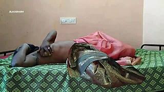 बुआ की प्यासी चिकनी चूत