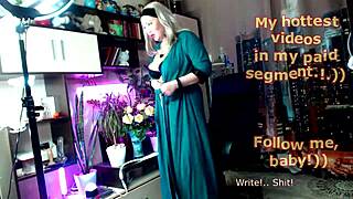 Aimee Paradise delivers an engaging private performance