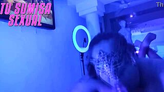 quieres que te la chupe asi bebe que te la mame hasta el fondo suscríbete bebe