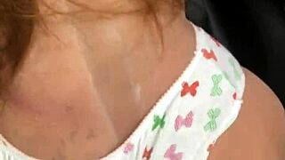 Padastro Tarado Espera Mulher Sair Pra Foder Bonequinha Sex Toy