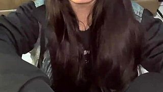 um boquete garganta profunda e uma cavalgada invertida da debora prado antes de dormir 😍