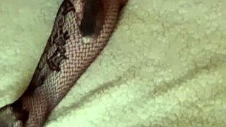 Surprise Wake-Up: Cum on Sexy Ass Klaudiaambergirl