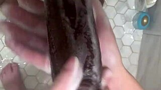 Teen cleans stepbrother's monster cock twice in five minutes