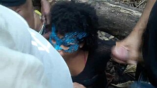 levei minha esposa para fuder com desconhecidos no mato