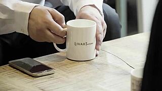 The female secretary provides hospitality in the hospital.