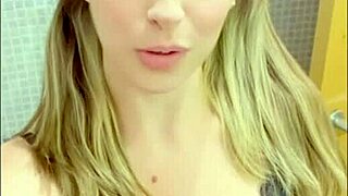 Quiero que mi padrastro me folle fuerte mañana no podré ni mirarlo a la cara tengo mucha vergüenza