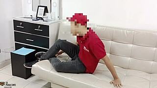 mi jefe me folla estando solos en casa