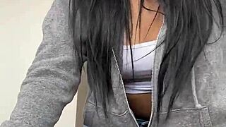 Hot Venezuelan Wakes Me with Sucking?